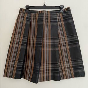 “Simple” Plaid A-Line Skirt in Charcoal and Brown